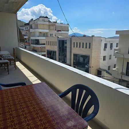 Central Condos Sarandë