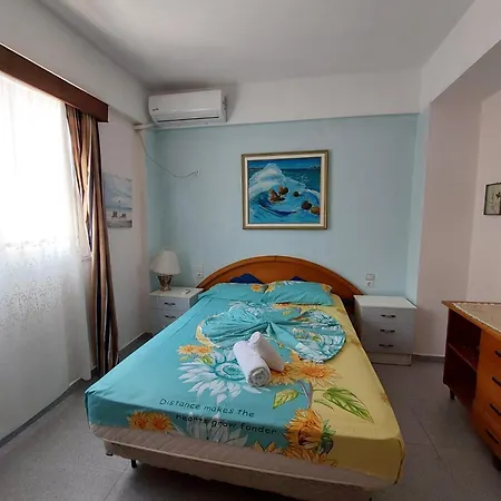 Διαμέρισμα Central Condos Σαράντα