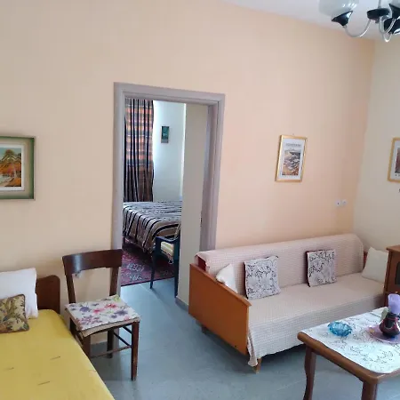 Central Condos Apartament Saranda