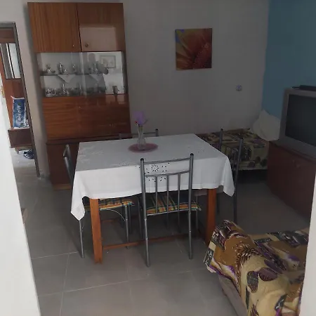 Condo Central Apartment Sarandë