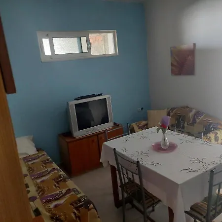 Апартаменты Central Condos